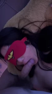 南宁母狗边插嘴边插穴